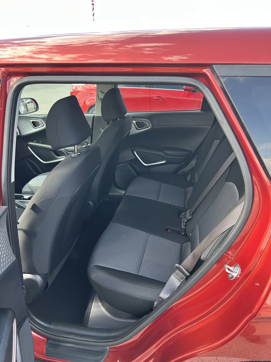Used 2024 Kia Soul LX w/ Option Group 015 FWD image 12