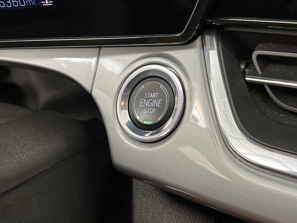 Used 2025 Chevrolet Trax LT FWD image 50