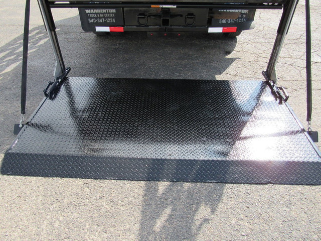 Used 2022 Ford F550 2WD Crew Cab Super Duty w/ Power Equipment Group image 23