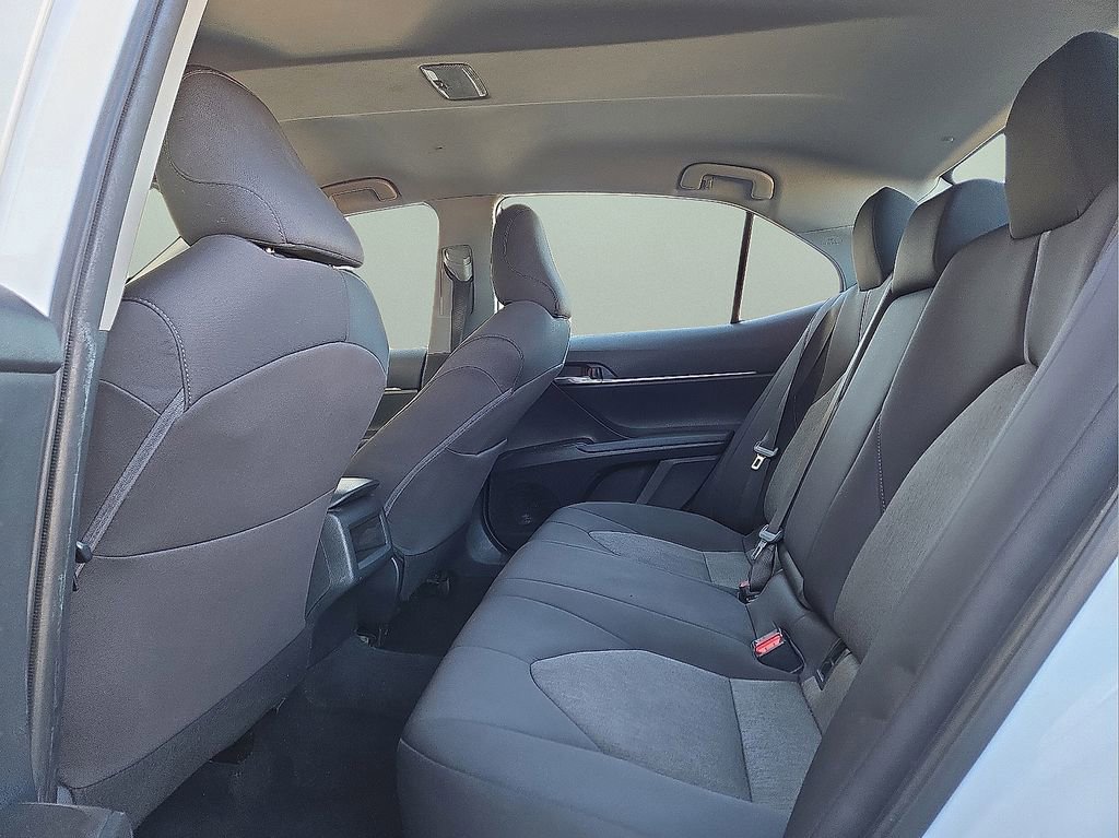 Used 2021 Toyota Camry LE image 14