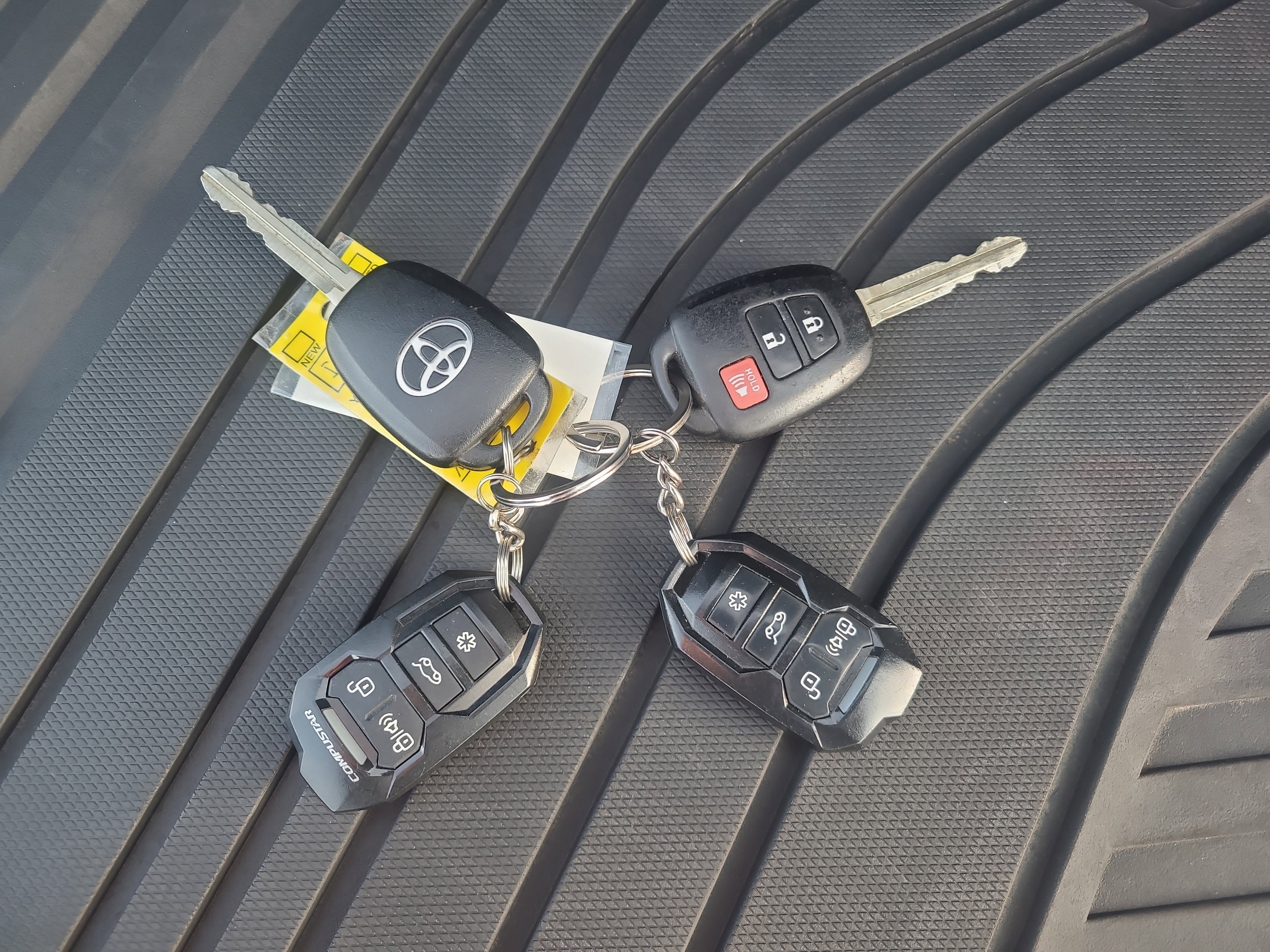 Certified 2021 Toyota Tacoma SR5 image 30