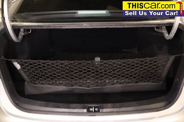 Used 2020 Toyota Corolla LE image 22