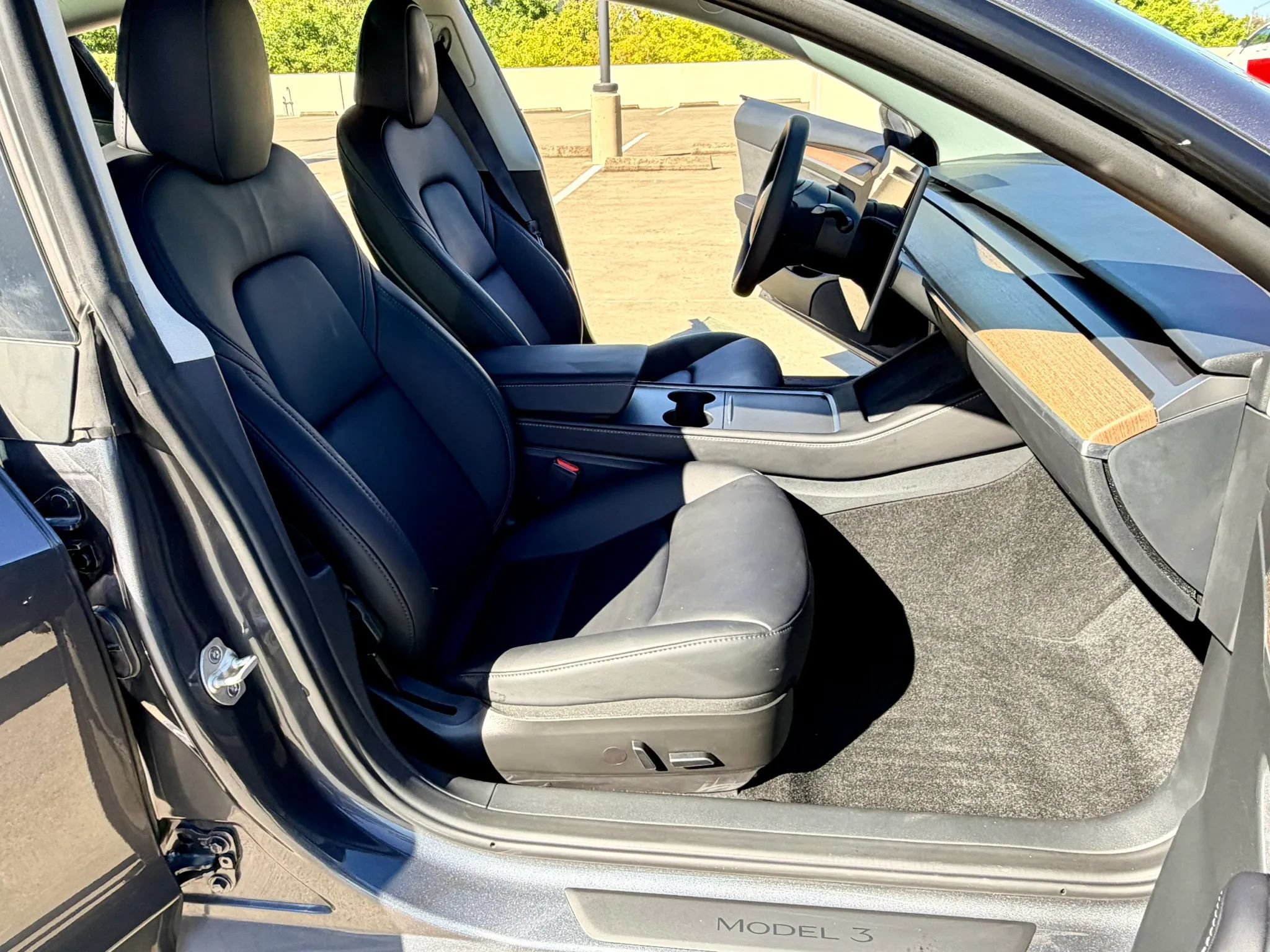 Used 2023 Tesla Model 3 Standard Range RWD image 19
