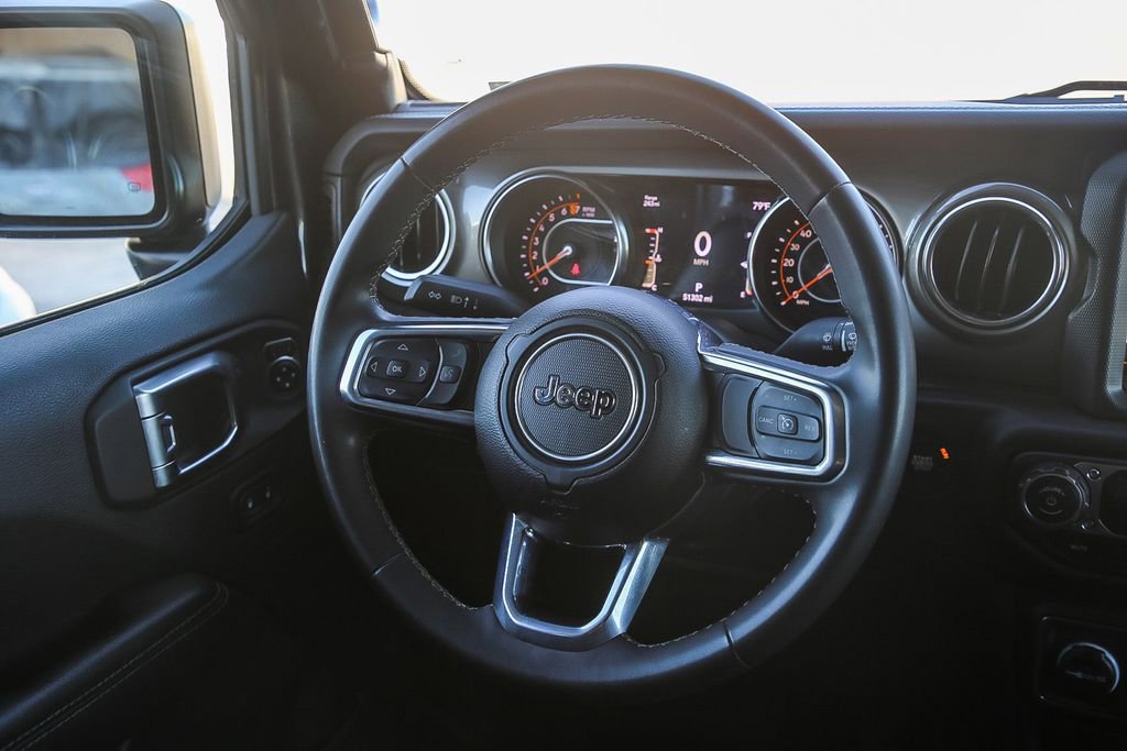 Certified 2023 Jeep Gladiator Overland image 16