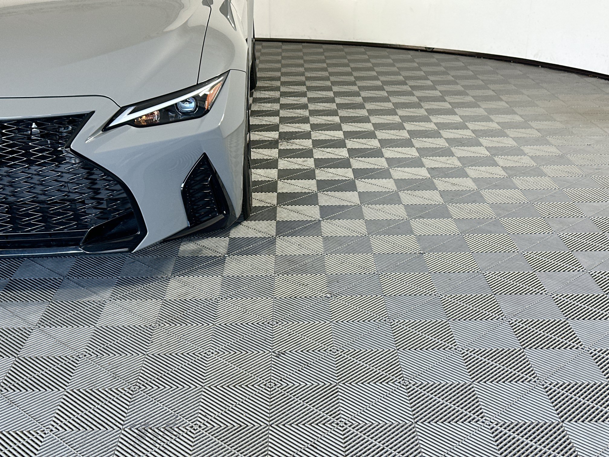 Used 2025 Lexus IS 350 F Sport w/ Accessory Package 2 RWD image 9