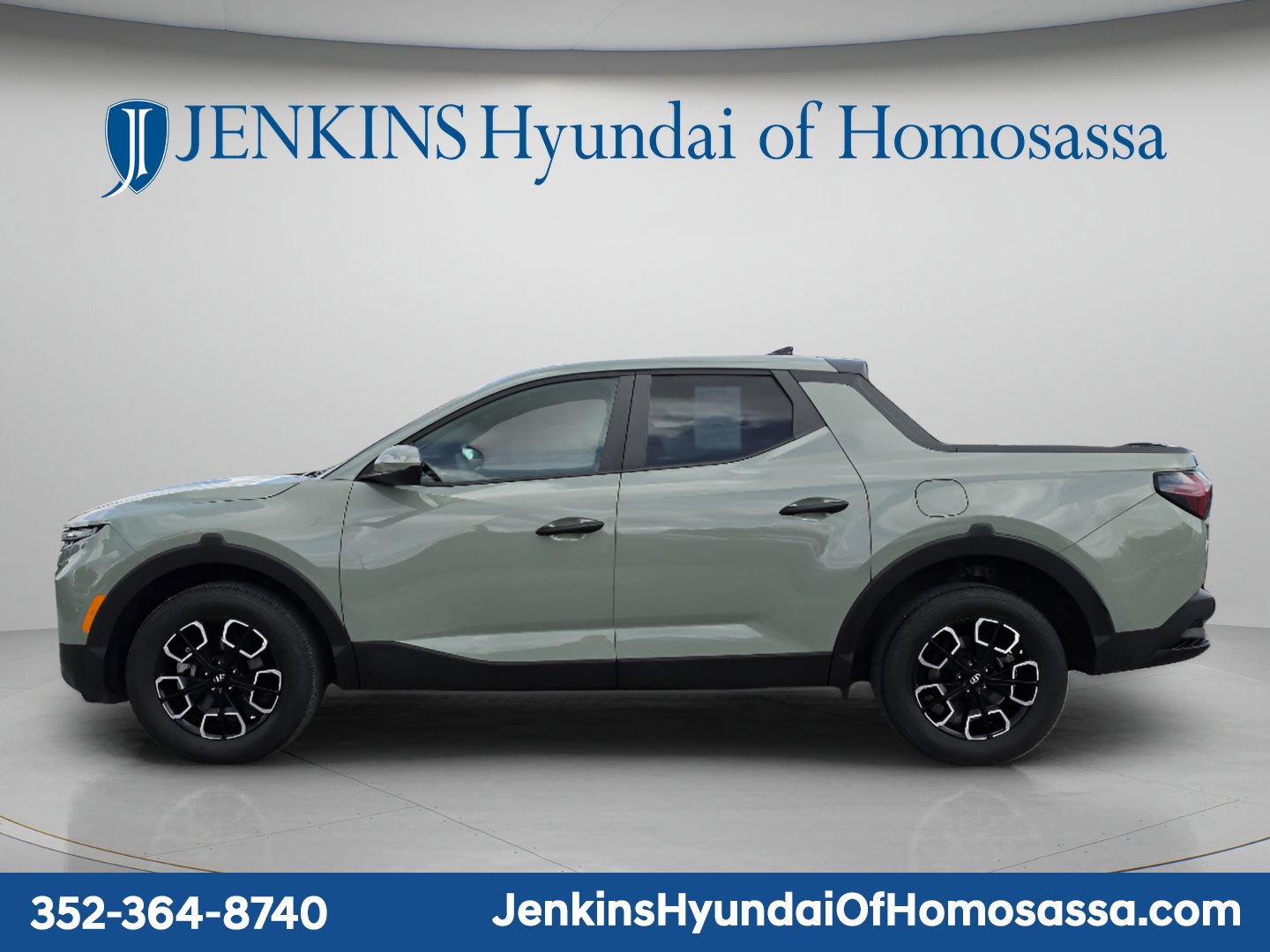 Used 2024 Hyundai Santa Cruz SE AWD/4WD image 9