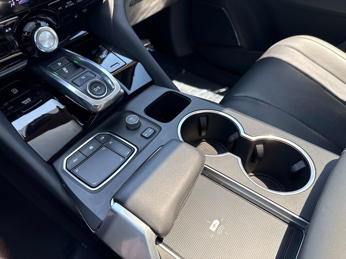 Used 2023 Acura MDX w/ Technology Package FWD image 25