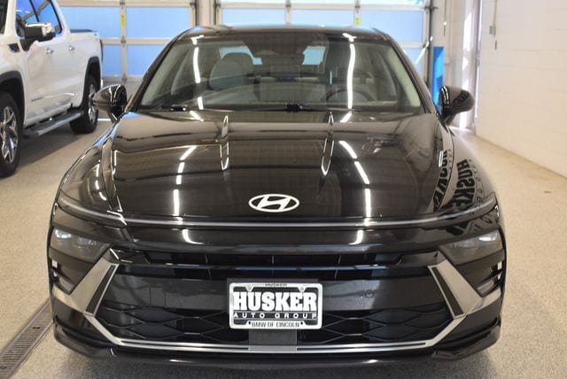 Used 2025 Hyundai Sonata SEL FWD image 3