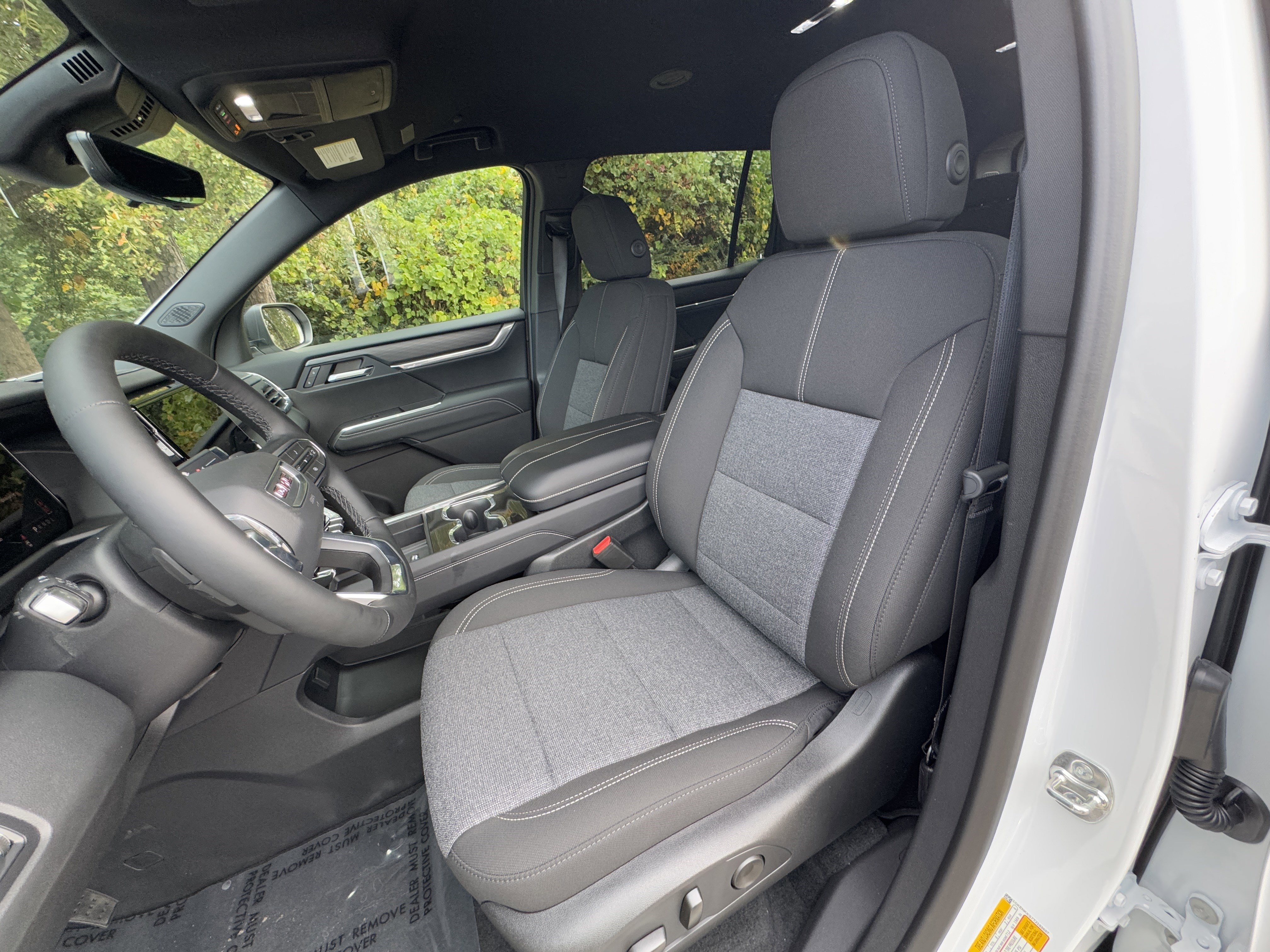 New 2026 GMC Acadia Elevation image 15