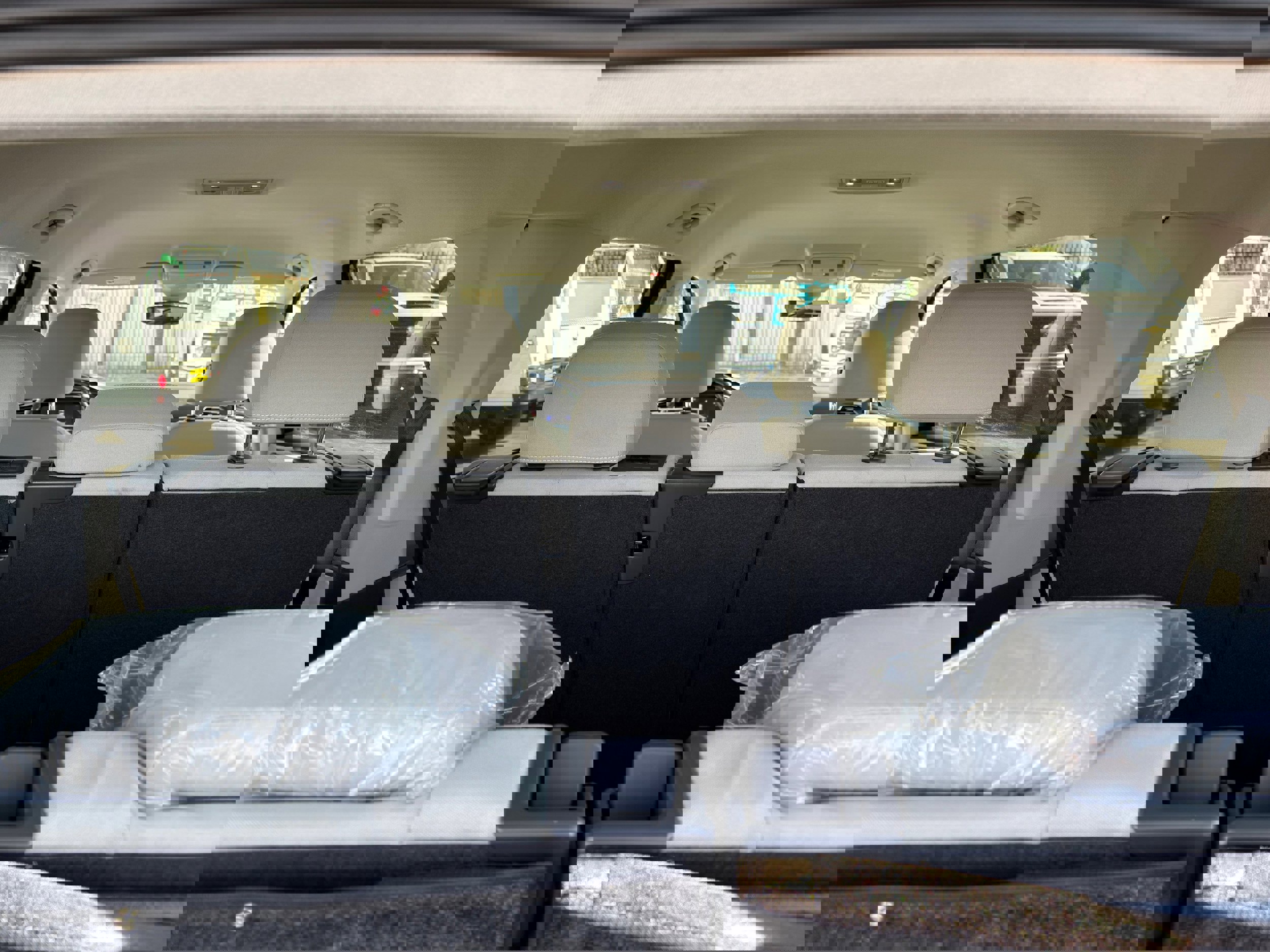 Used 2024 Volkswagen Tiguan S image 17