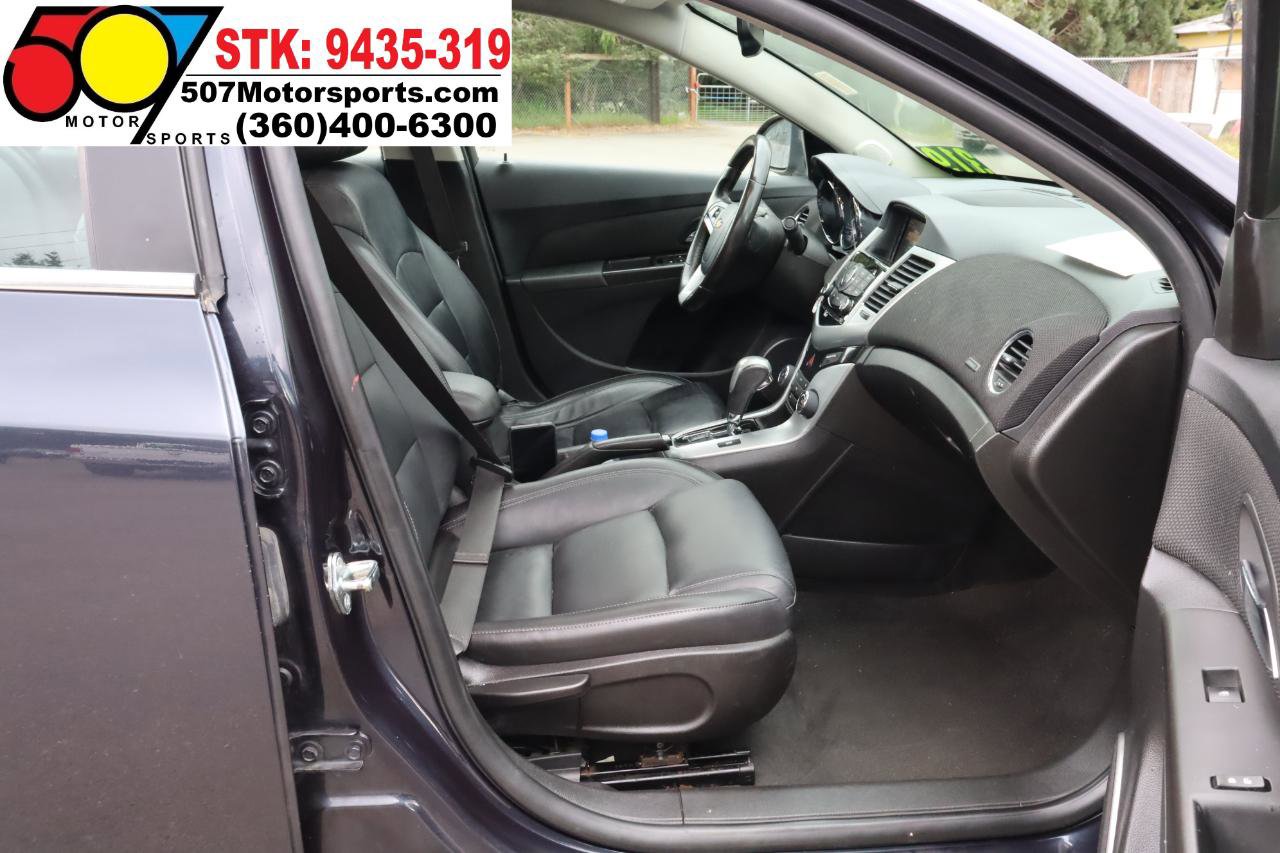Used 2015 Chevrolet Cruze LTZ w/ Sun, Sound and Sport Package FWD image 18