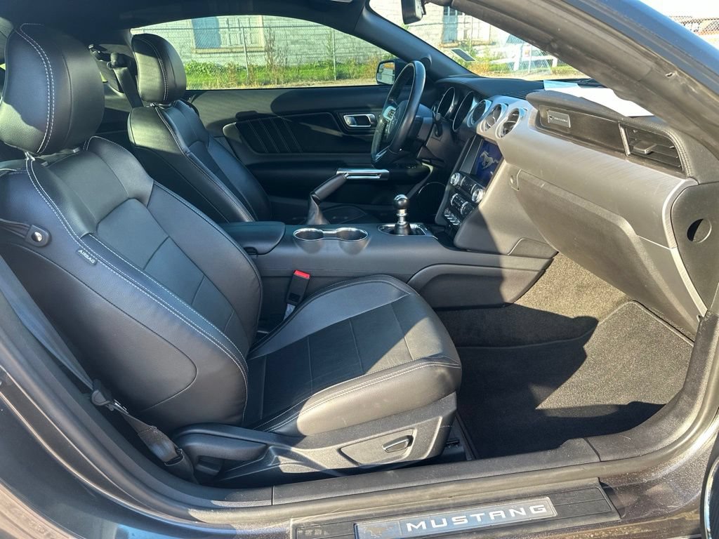 Used 2018 Ford Mustang GT Premium RWD image 11