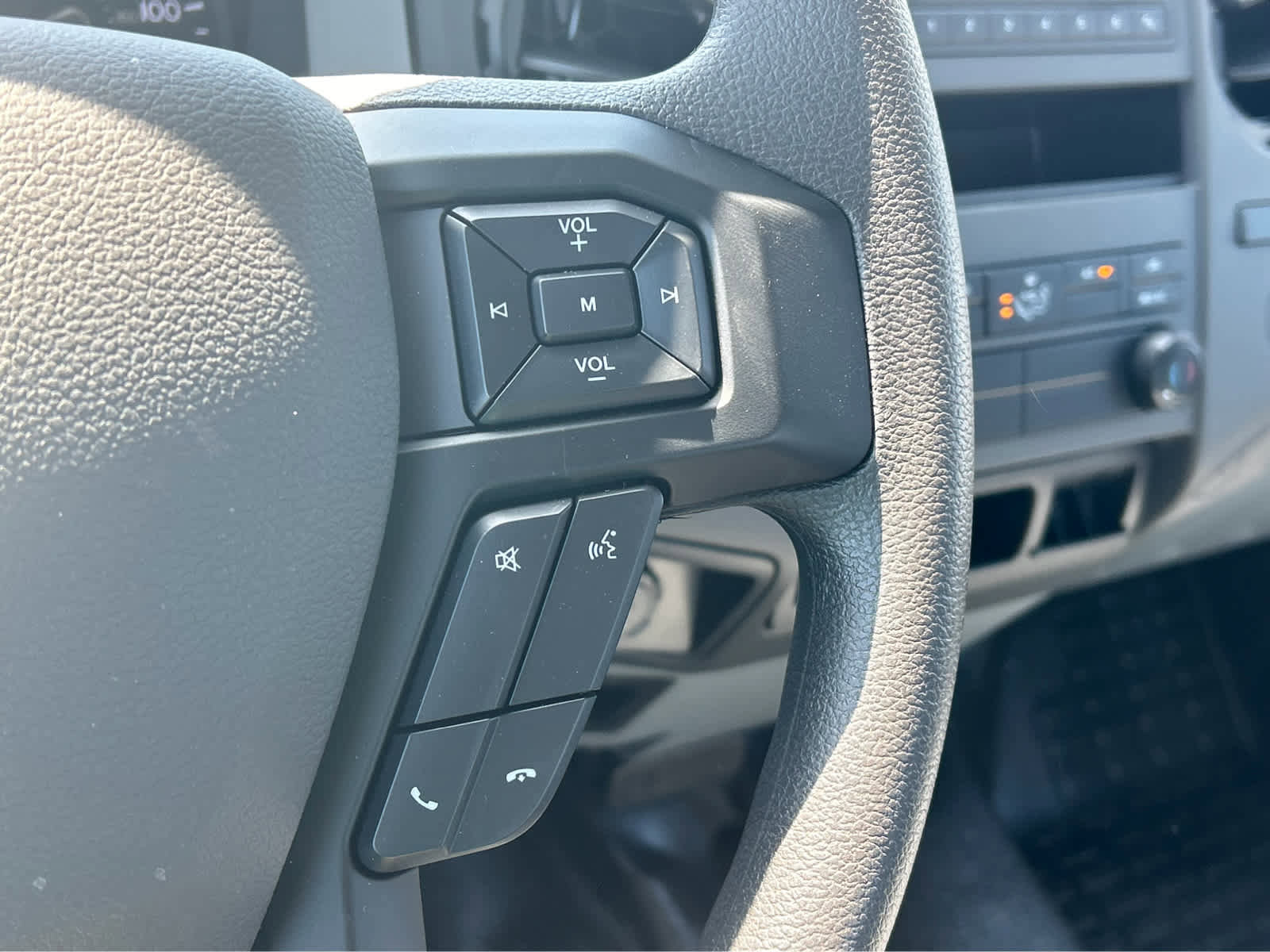 Used 2026 Ford F750 2WD Crew Cab Super Duty image 14