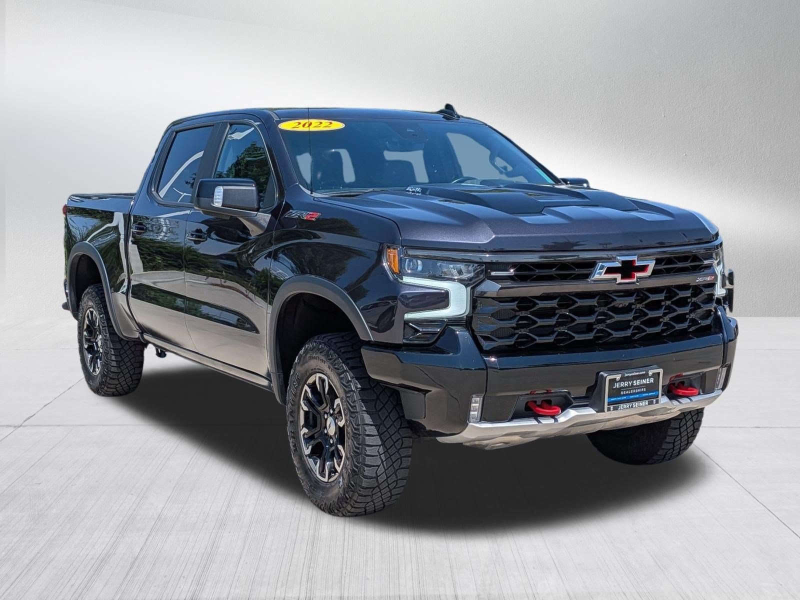 Used 2022 Chevrolet Silverado 1500 ZR2 w/ Technology Package AWD/4WD image 7