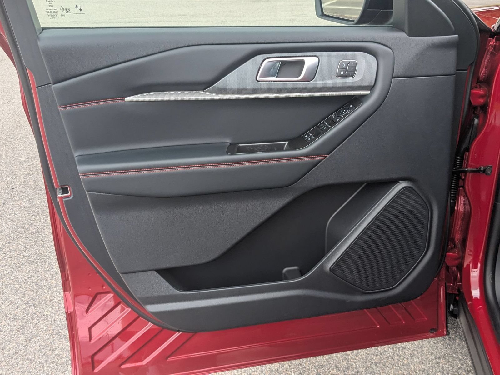 New 2026 Ford Explorer ST-Line w/ ST-Line Street Pack AWD/4WD image 11