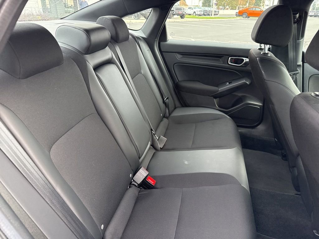 Used 2025 Honda Civic Sport image 14