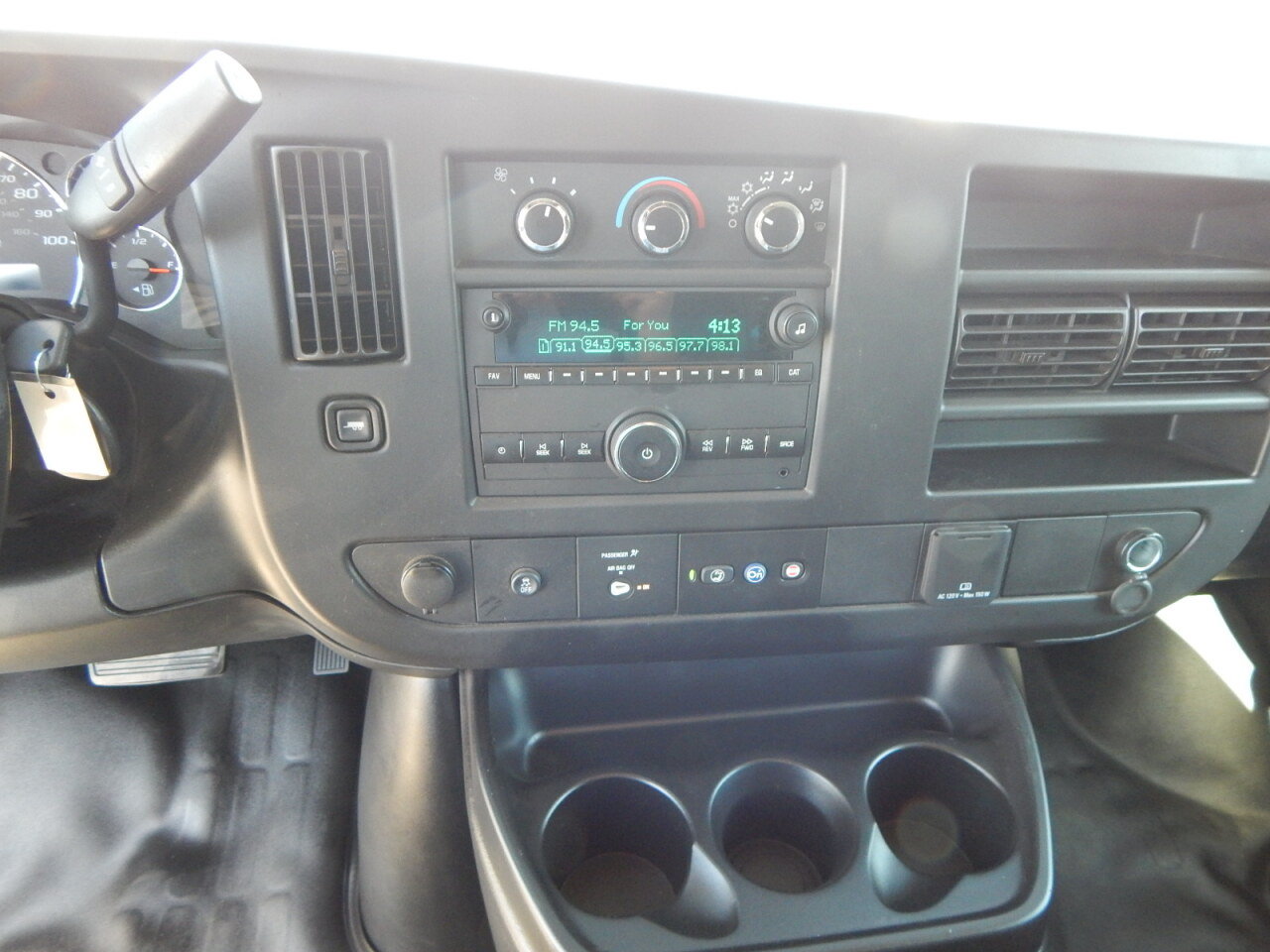 Used 2021 Chevrolet Express 2500 w/ Driver Convenience Package RWD image 25