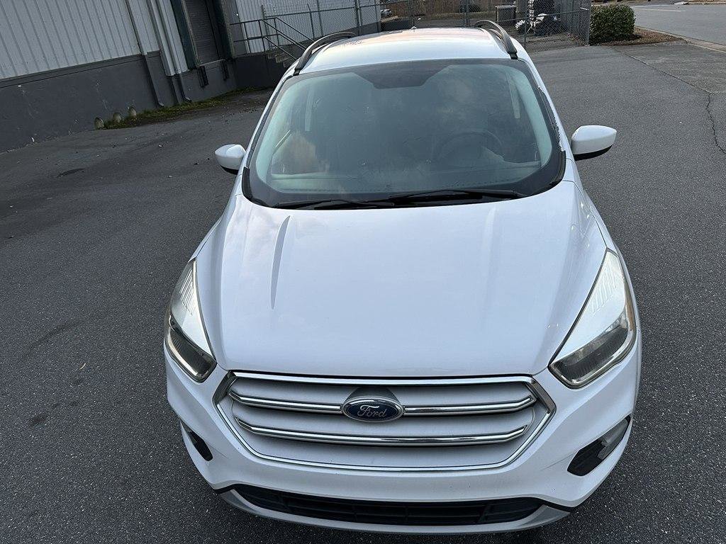 Used 2018 Ford Escape SE FWD image 9
