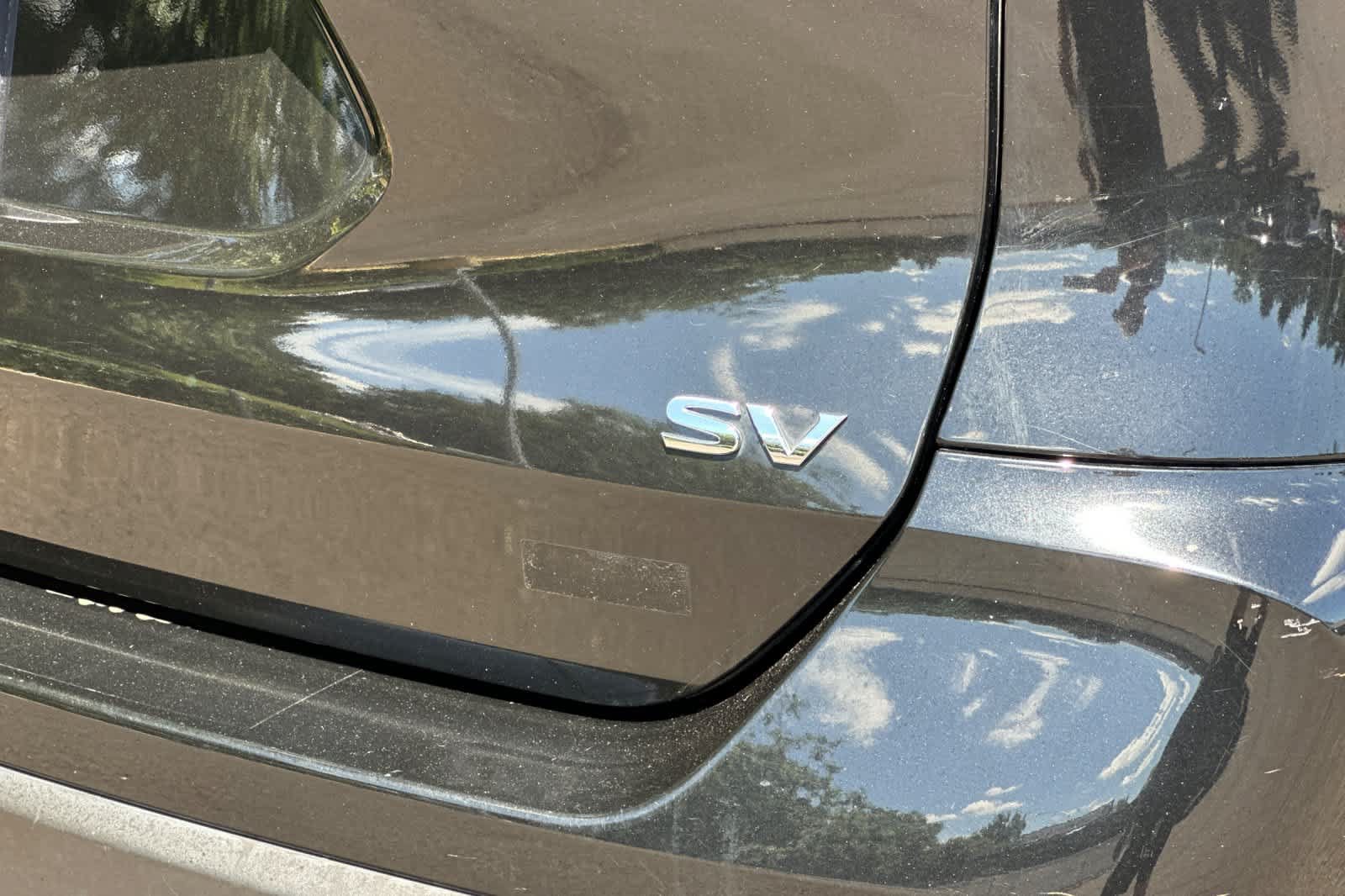 Used 2020 Nissan Rogue SV FWD image 27