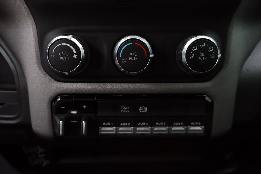 Used 2024 RAM 3500 Tradesman image 27