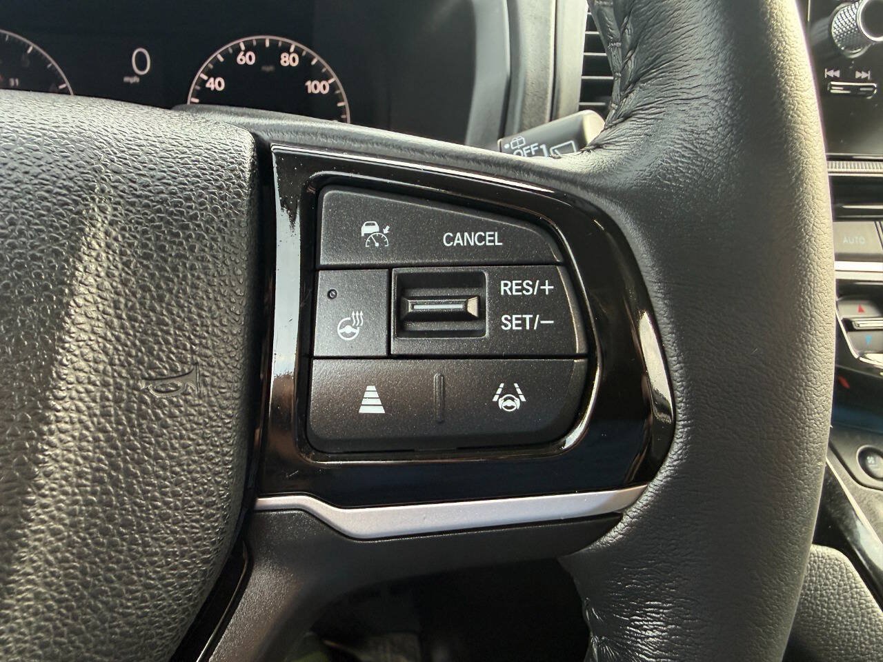 Used 2026 Honda Odyssey Elite image 39