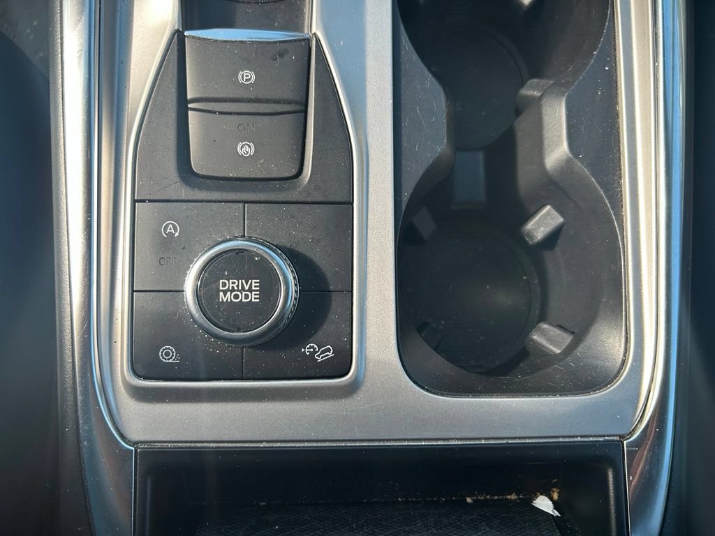 Used 2021 Ford Explorer XLT w/ Equipment Group 202A AWD/4WD image 30