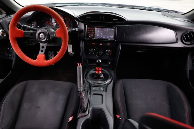 Used 2013 Scion FR-S image 2