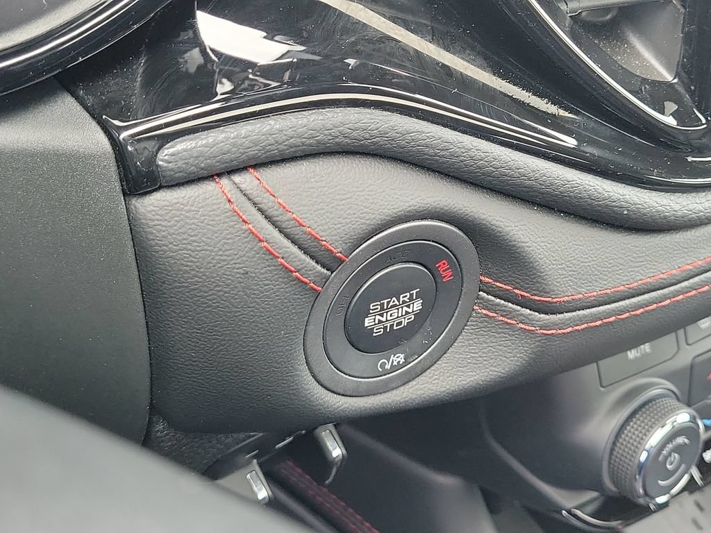 Used 2025 Dodge Durango GT AWD/4WD image 12