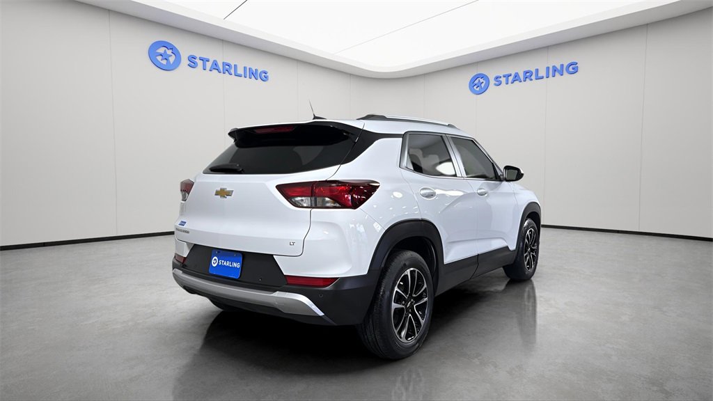 Certified 2024 Chevrolet TrailBlazer LT w/ Driver Confidence Package image 19