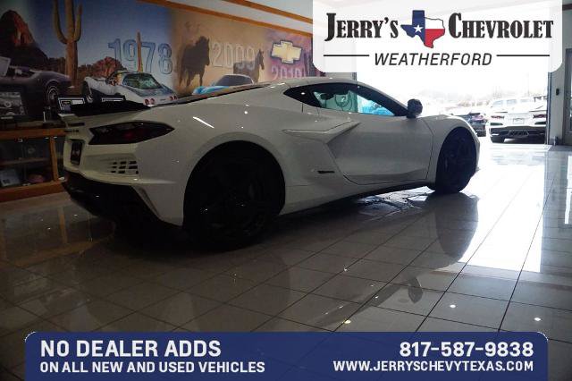 New 2025 Chevrolet Corvette E-Ray w/ Stealth Interior Trim Package AWD/4WD image 7