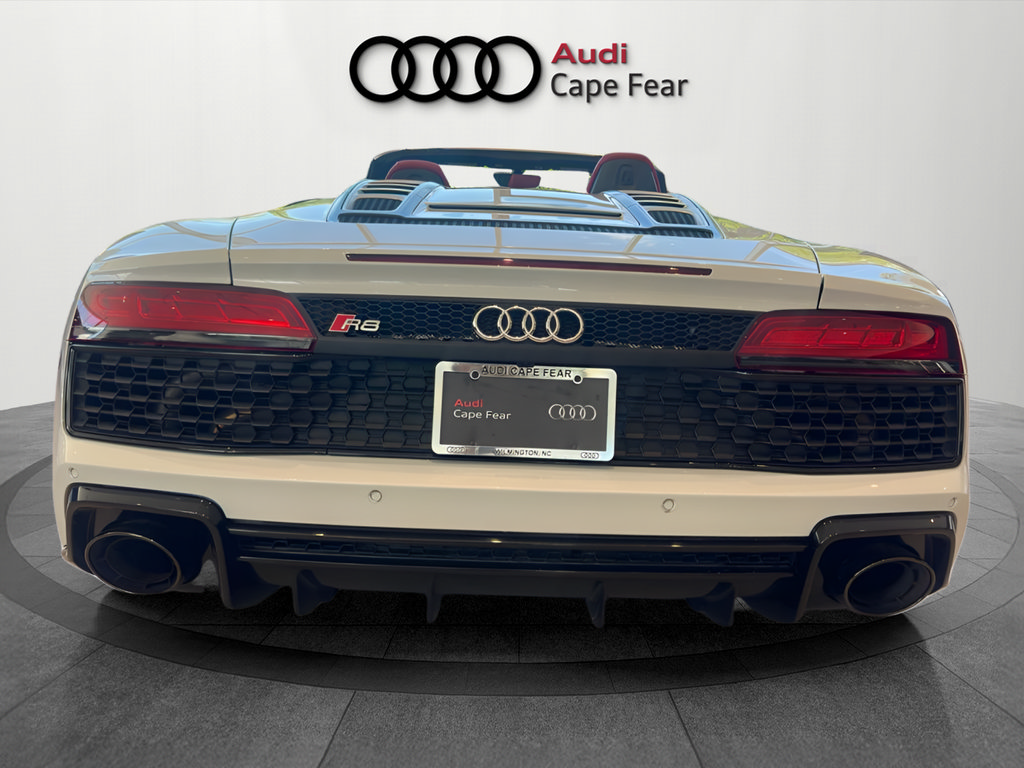 Used 2022 Audi R8 V10 RWD image 2