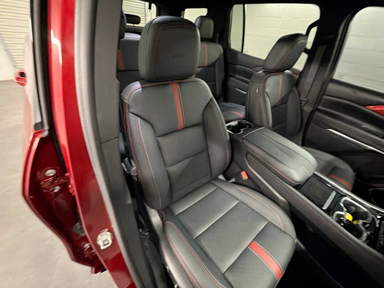 Certified 2024 Chevrolet Traverse RS AWD/4WD image 28