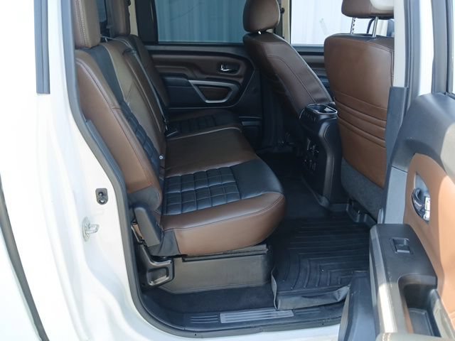 Used 2017 Nissan Titan Platinum Reserve AWD/4WD image 23
