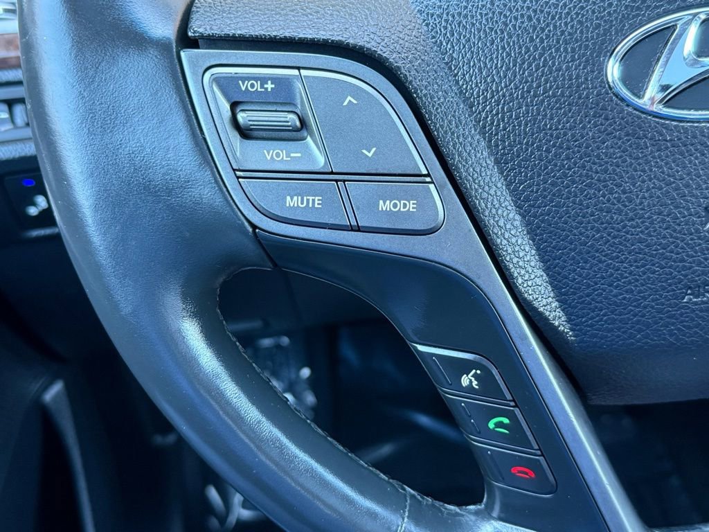 Used 2018 Hyundai Santa Fe AWD w/ SE Ultimate Tech Package 03 image 36