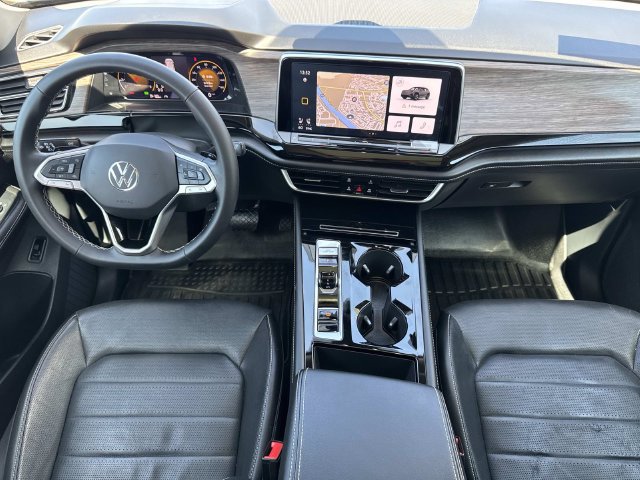 Certified 2024 Volkswagen Atlas SEL AWD/4WD image 9