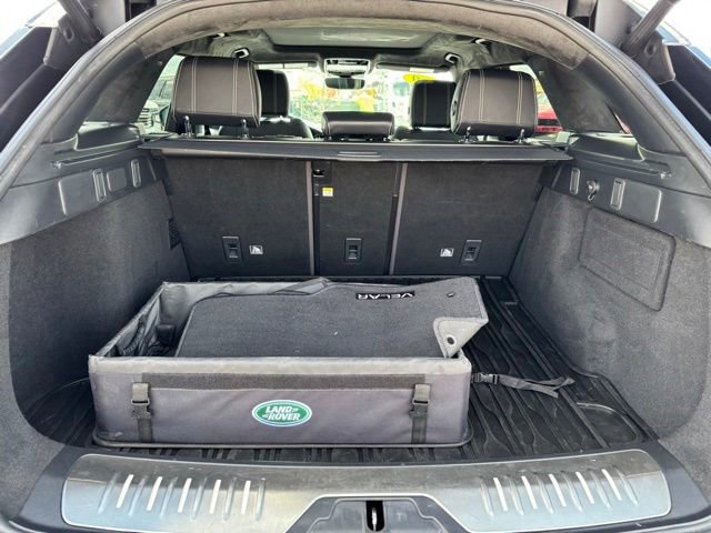 Used 2020 Land Rover Range Rover Velar R-Dynamic S AWD/4WD image 19