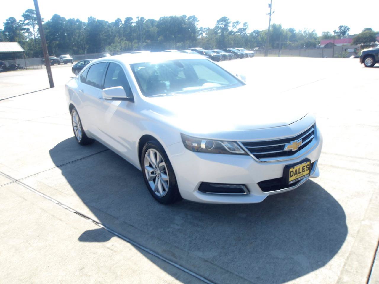 Used 2018 Chevrolet Impala LT FWD image 4