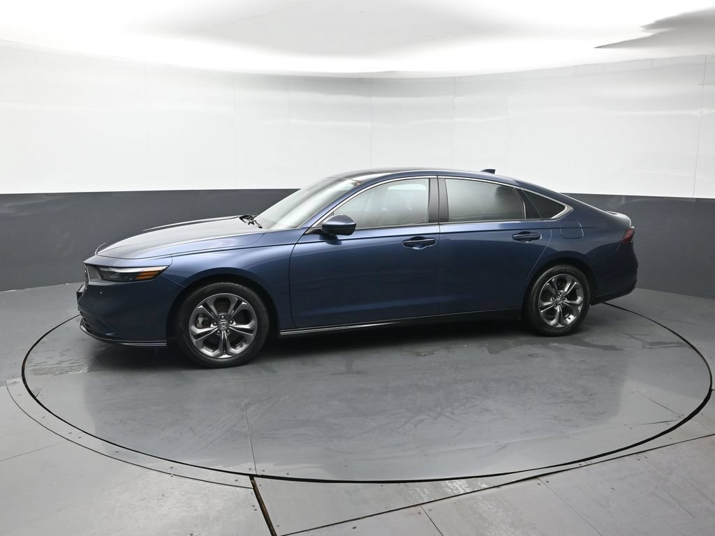 Certified 2023 Honda Accord EX-L image 2