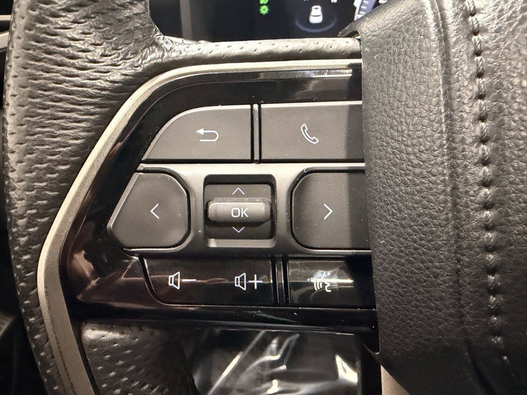 Used 2024 Toyota Sequoia Limited image 39