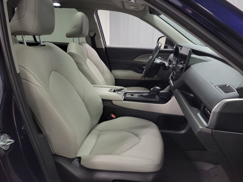 Used 2024 Toyota Grand Highlander AWD image 29