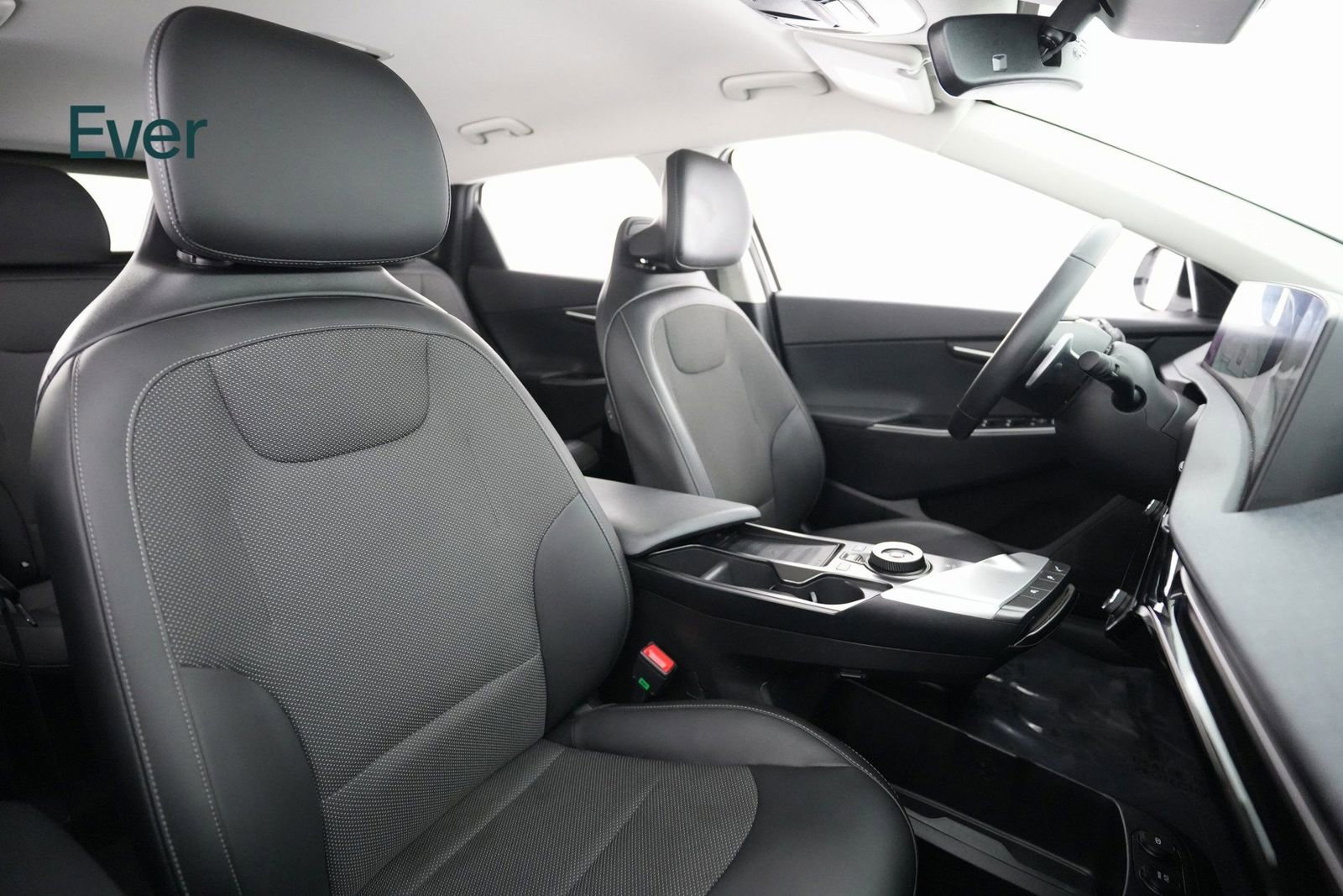 Used 2024 Kia EV6 Light image 8