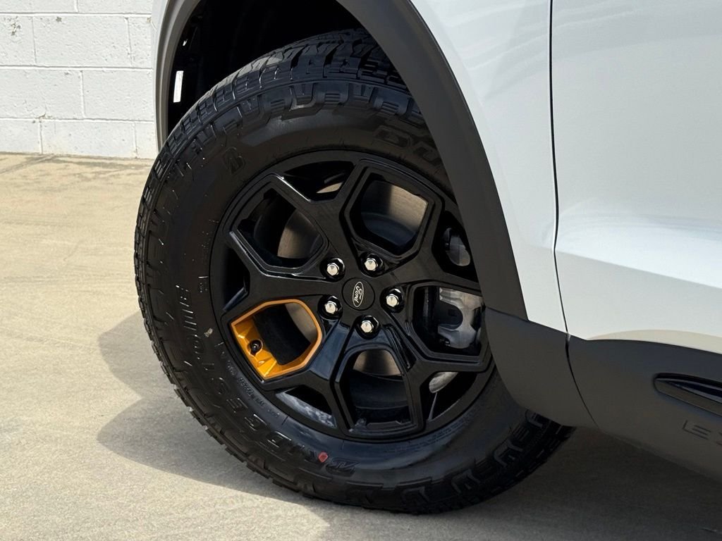 New 2026 Ford Explorer Tremor w/ Tremor Ultimate Package AWD/4WD image 16
