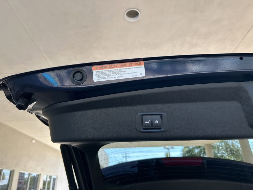 New 2025 Mitsubishi Outlander SE image 30