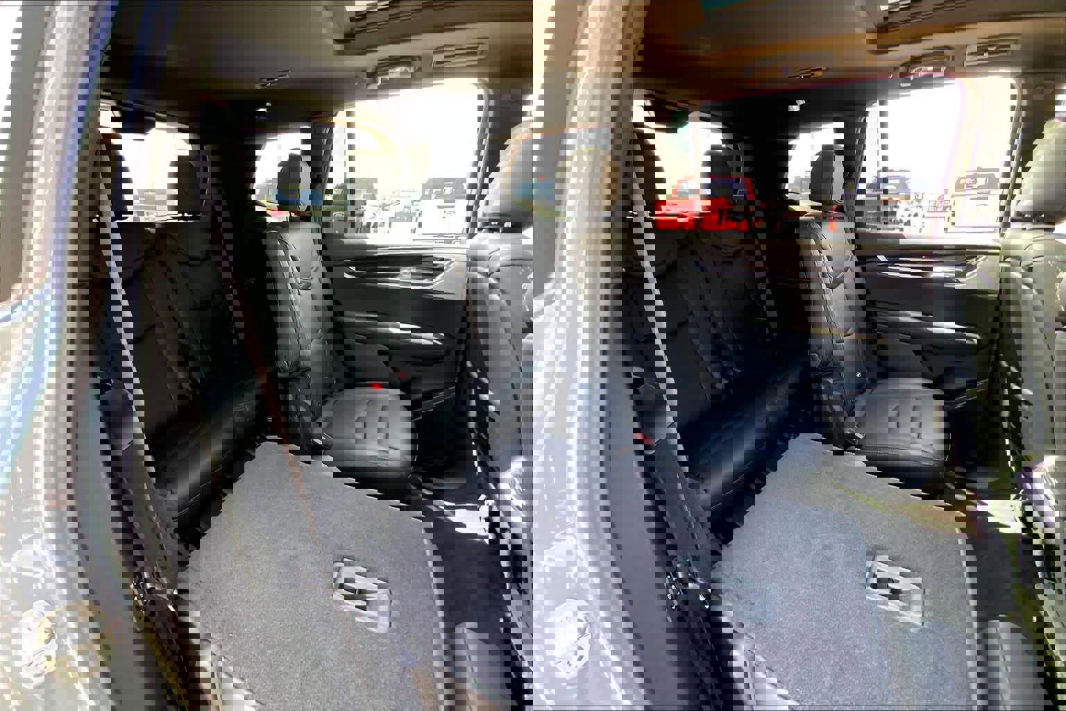 Used 2025 Cadillac XT6 Premium Luxury AWD/4WD image 20