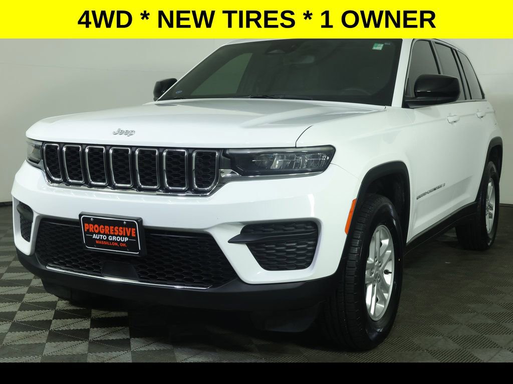 Used 2024 Jeep Grand Cherokee Laredo image 1