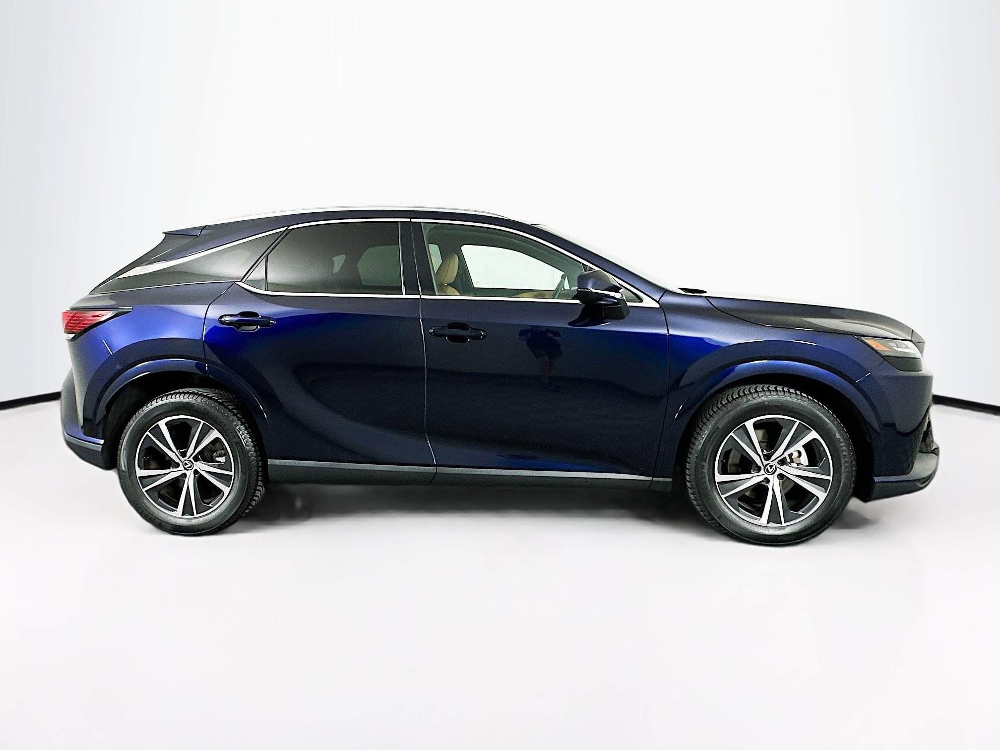 Used 2023 Lexus RX 350 Premium w/ Cold Area Package FWD image 10