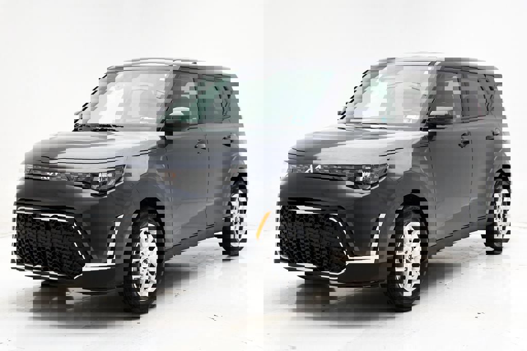 Used 2025 Kia Soul LX video 2