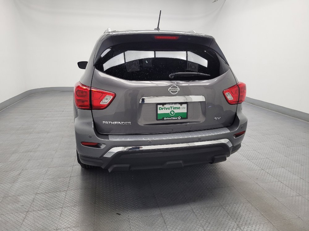 Used 2017 Nissan Pathfinder SV FWD image 6