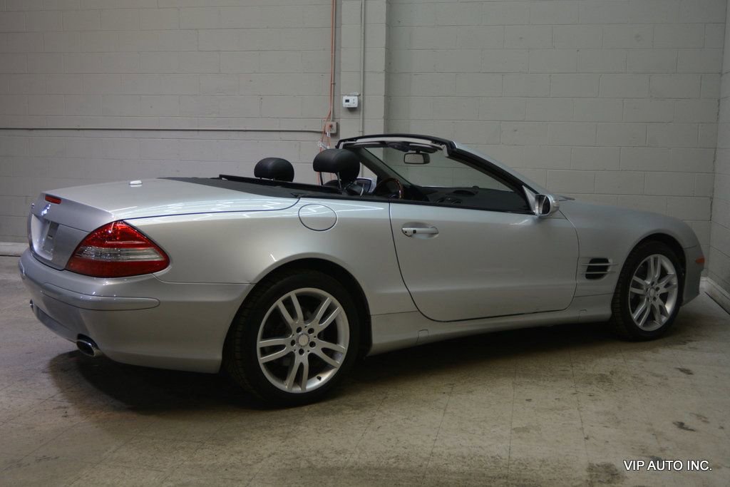 Used 2008 Mercedes-Benz SL 550 image 30