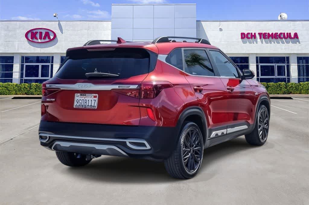 Used 2022 Kia Seltos Nightfall Edition image 6